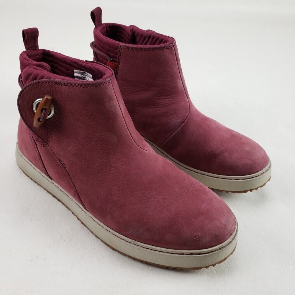 LL Bean Mountainside Toggle Boots Womens 10 Red Nubuck Leather Ankle Pull On
